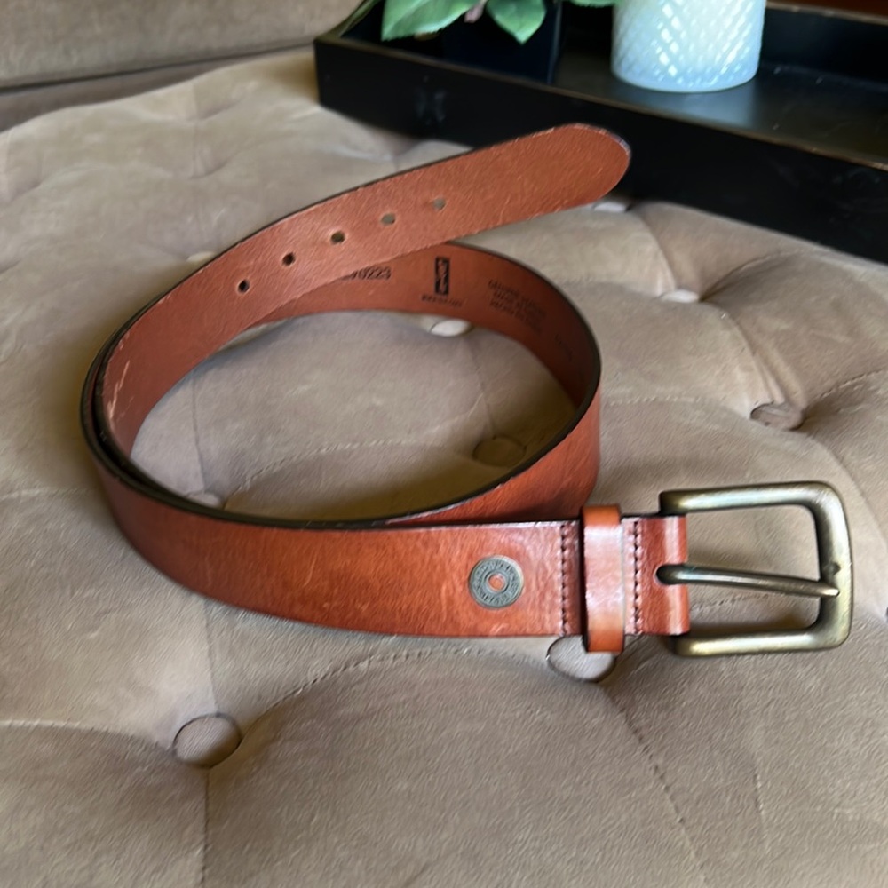 Levi’s Genuine Leather Belt Mens Sz 42